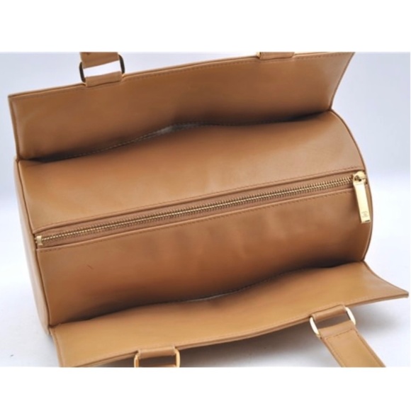 🔥🔥 $2000 CHANEL Chocolate Bar CC Logo Shoulder Hand Bag Beige - Picture 8 of 12